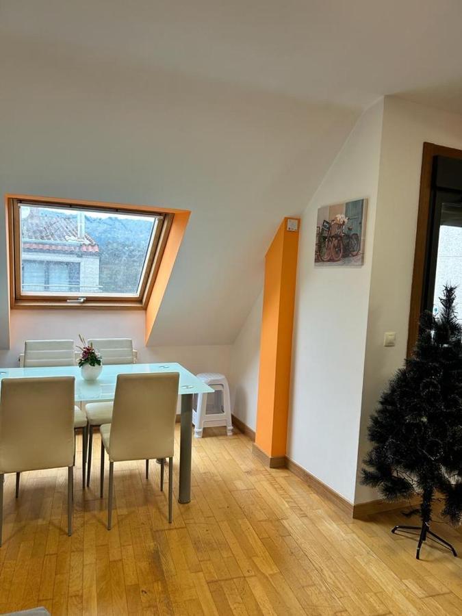 Acogedor Apartamento Atico En El Centro De O Porriño מראה חיצוני תמונה